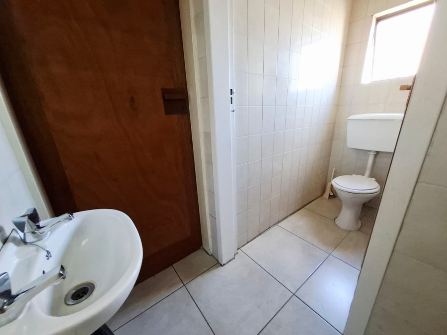 Commercial Property for Sale in Oos Einde Free State